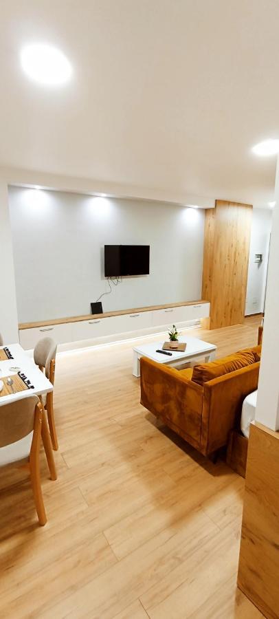 Selvia Apartament Tiranë Eksteriør bilde
