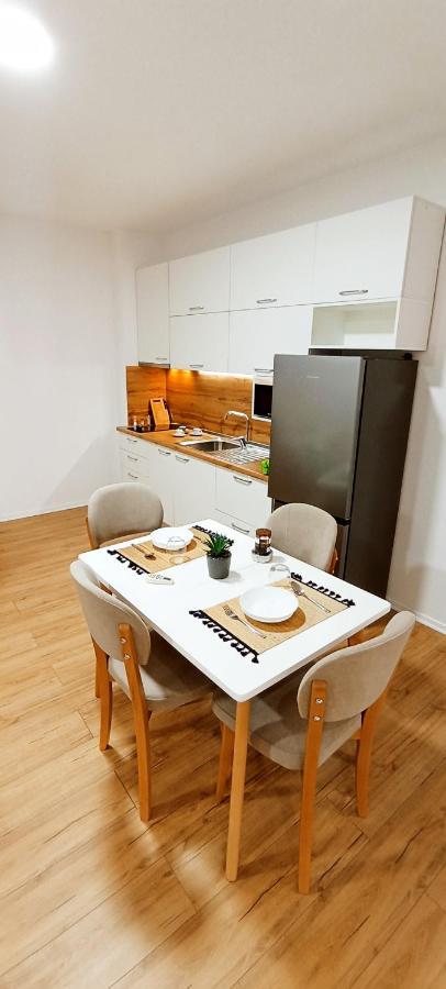 Selvia Apartament Tiranë Eksteriør bilde
